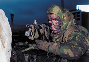 opration commando dans les sous-sols d'un hypermarch